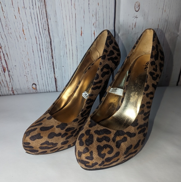 Mossimo Cheetah Print Heels Size 8 EUC - Picture 2 of 5